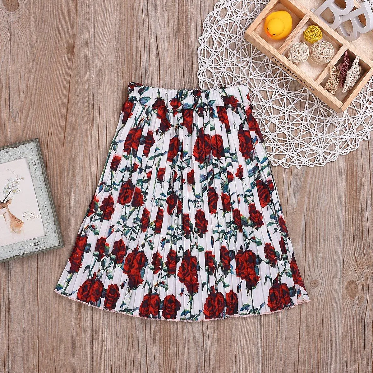 Fashionable Half Skirt Girl Pleated Skirt
