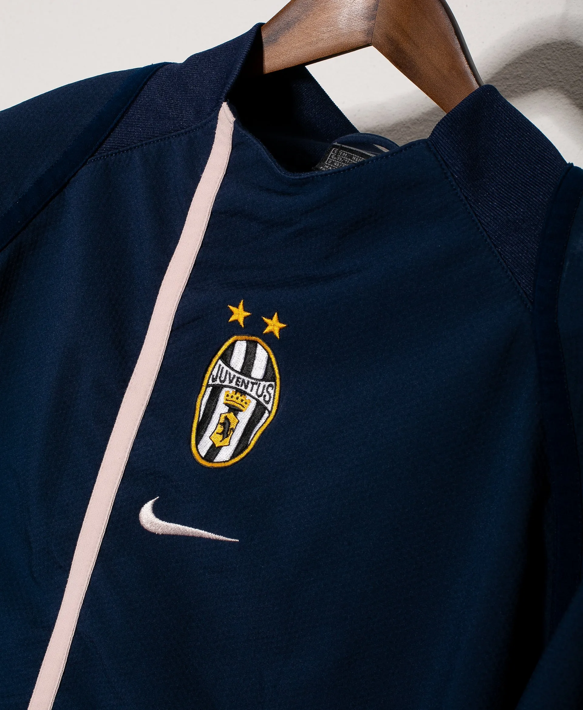 Juventus Track Jacket (M)