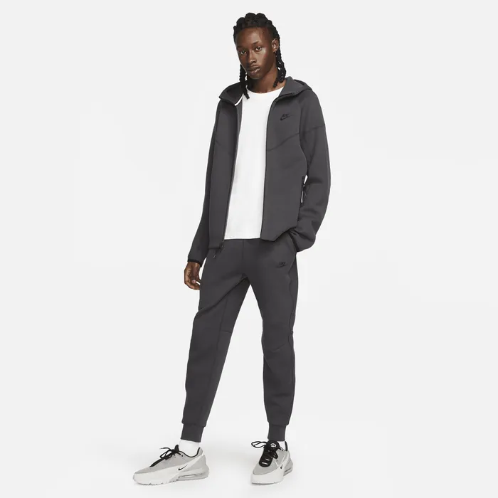 Nike Sportswear Tech Fleece Windrunner peysa blá menn